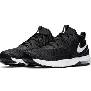 Nike Air Max Typha 2 Black Training Sneakers size 8.5 👟